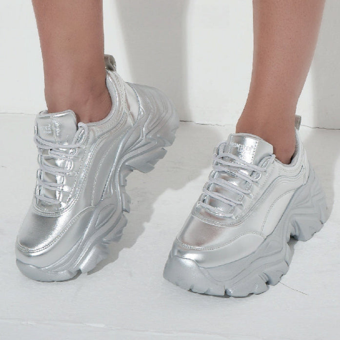 Hamster London Ultimate Silver Sneakers With Offline Duffle Bag