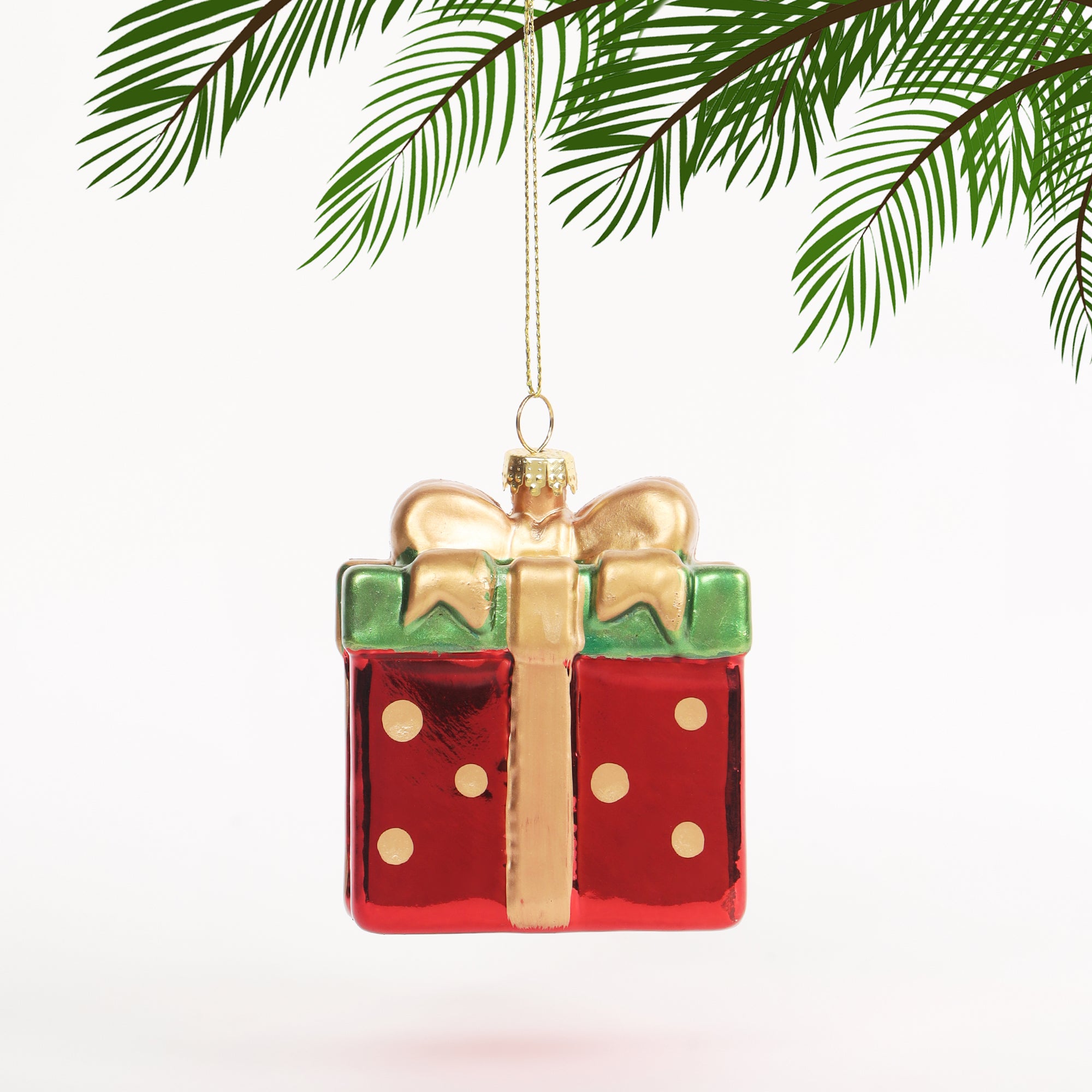 HL Holy Giftbox Hanging