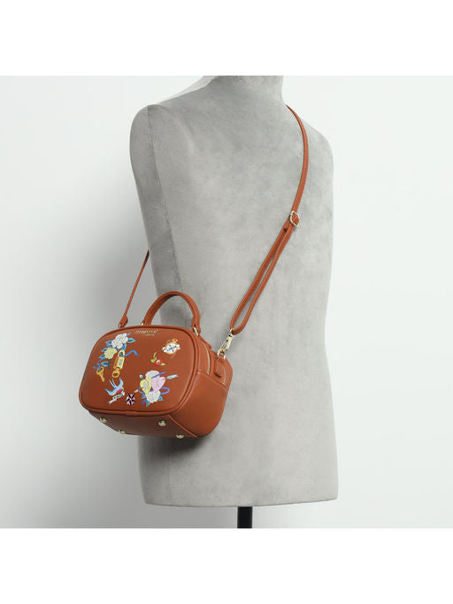 Hamster London Millionaire Victoria Handbag With Sling Camel