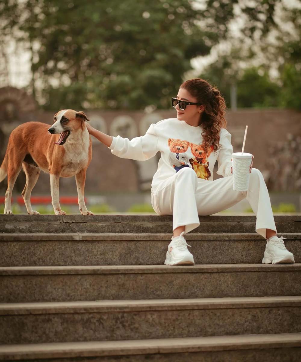 Hamster London Ted H Holiday White Sweatshirt & Lower Cord Set