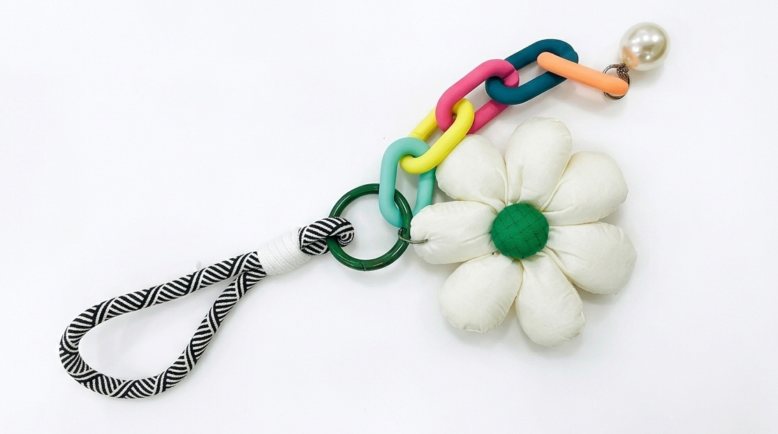 Hamster London Cloud Daisy Rope bag Keycharm