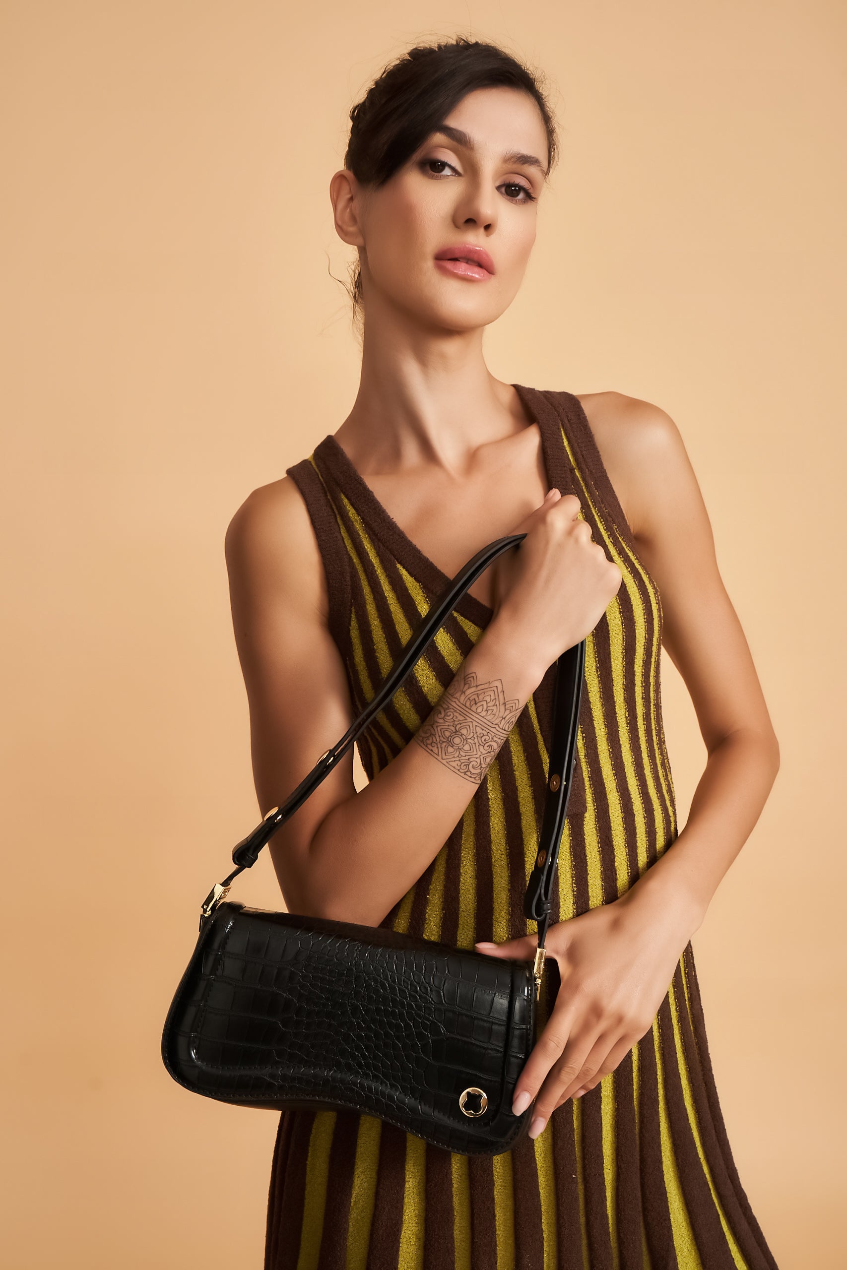 Hamster London Roma Shoulder Bag Black
