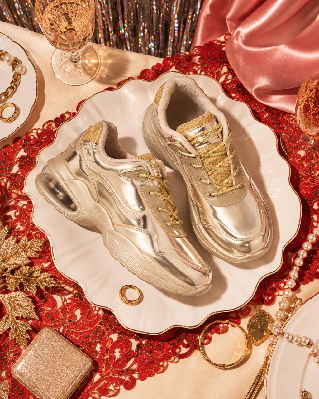 Hamster London Shiny Gold Sneaker