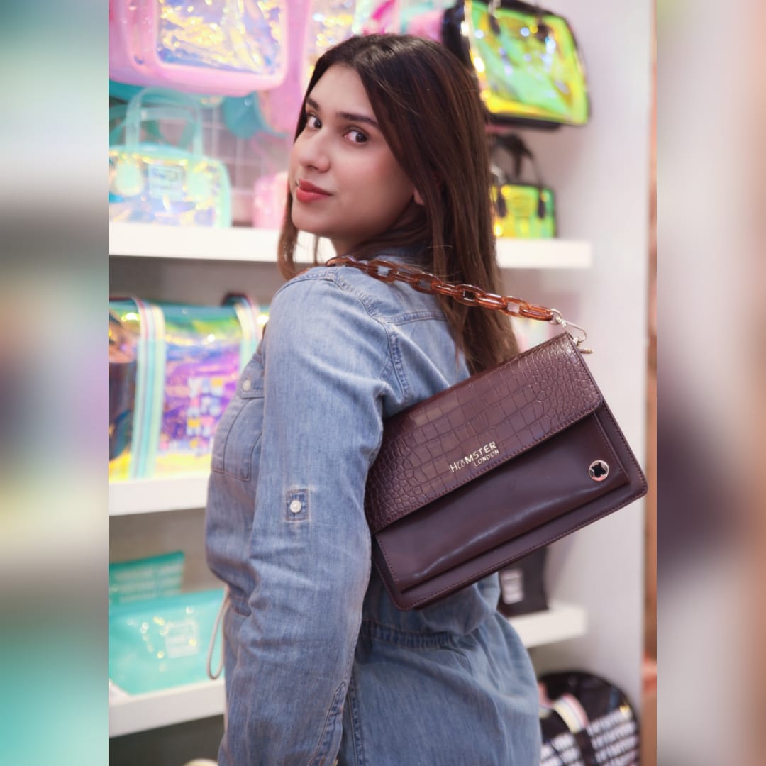 Hamster London Roma Flap Bag Brown