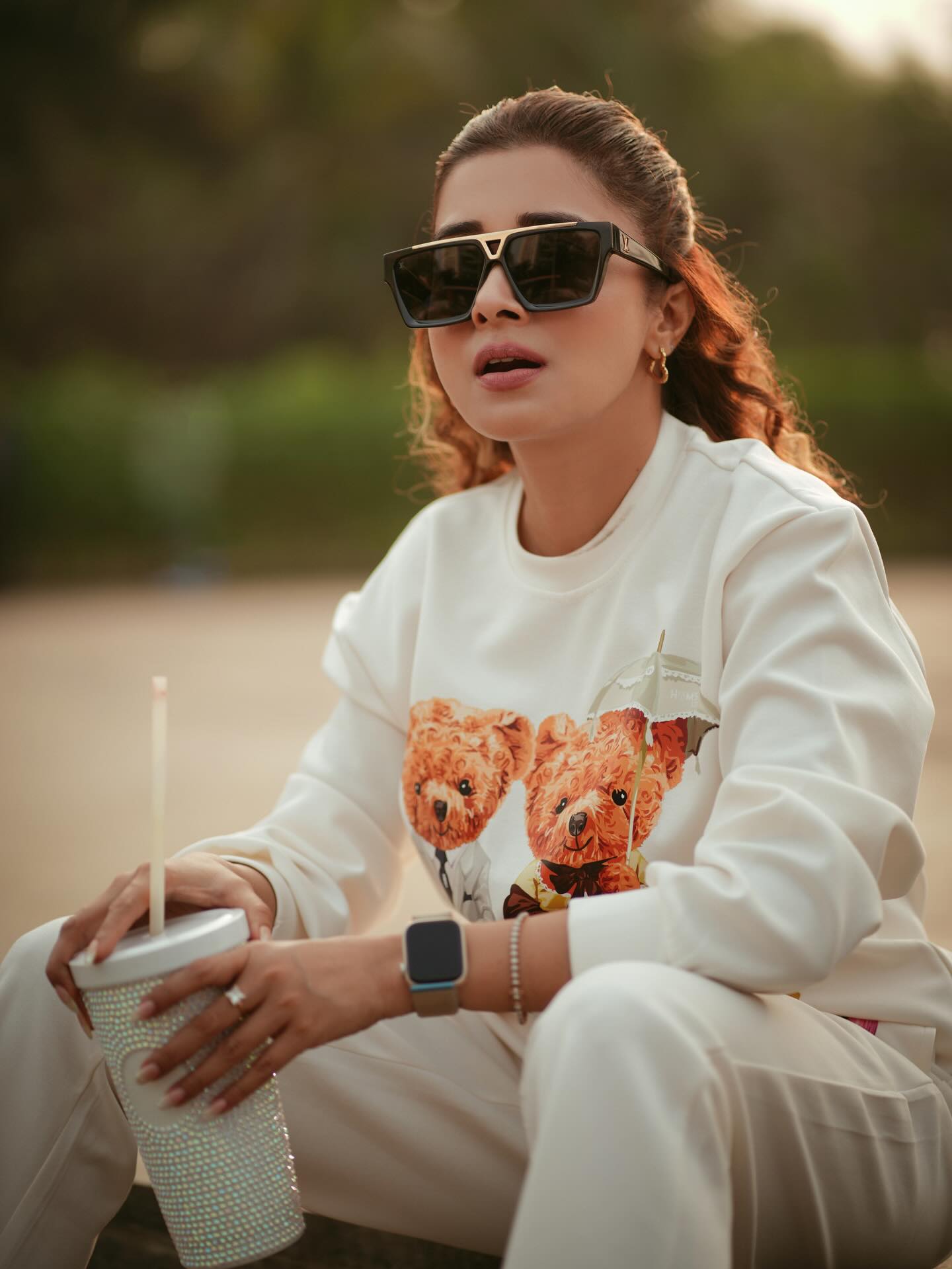 Hamster London Ted H Holiday White Sweatshirt & Lower Cord Set