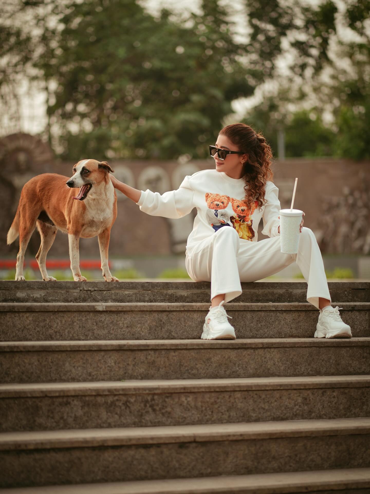 Hamster London Ted H Holiday White Sweatshirt