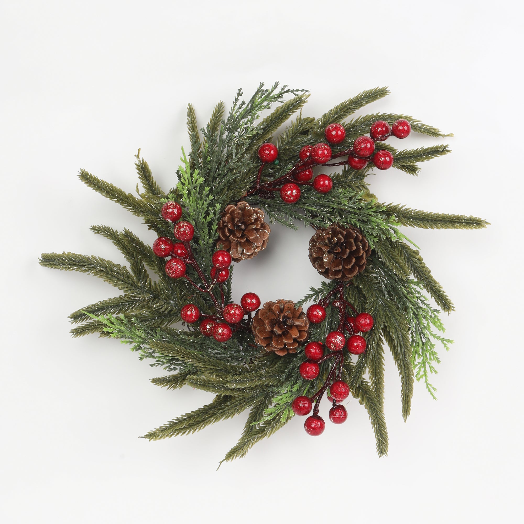 HL Holy Wreath With Berries