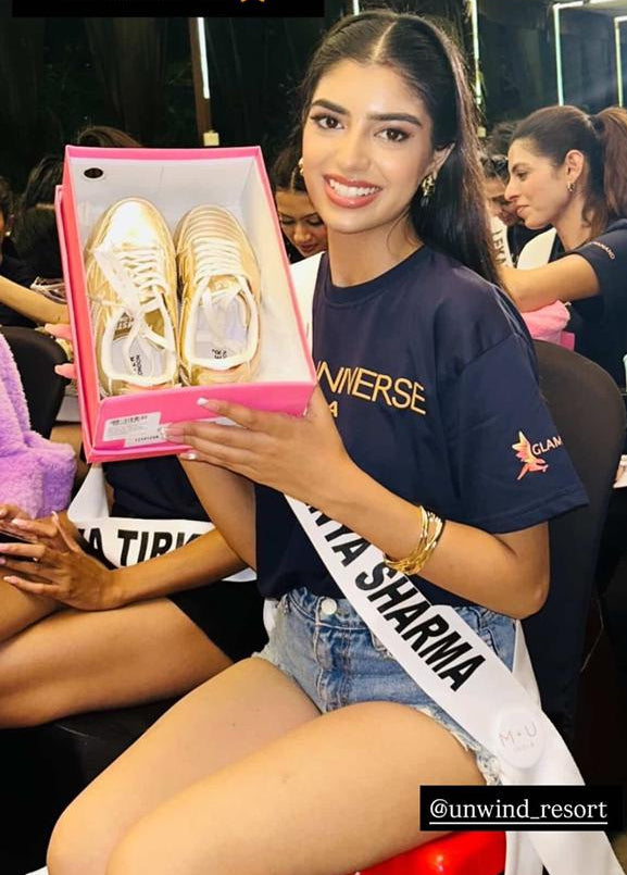 Hamster London Haven Kicker Party Gold Sneakers